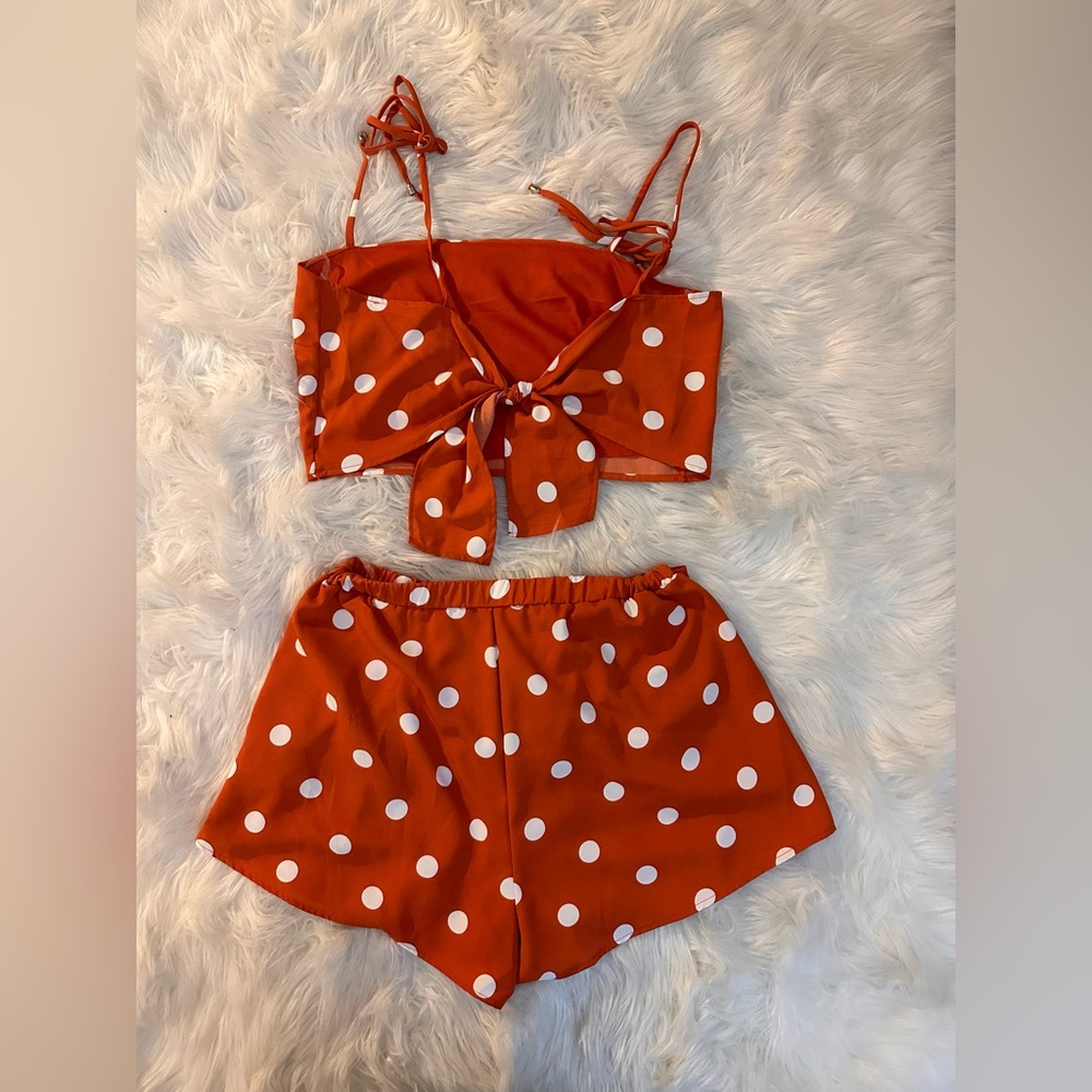 Blue Blush orange polka dot two piece outfit size: M - Picture 2 of 4